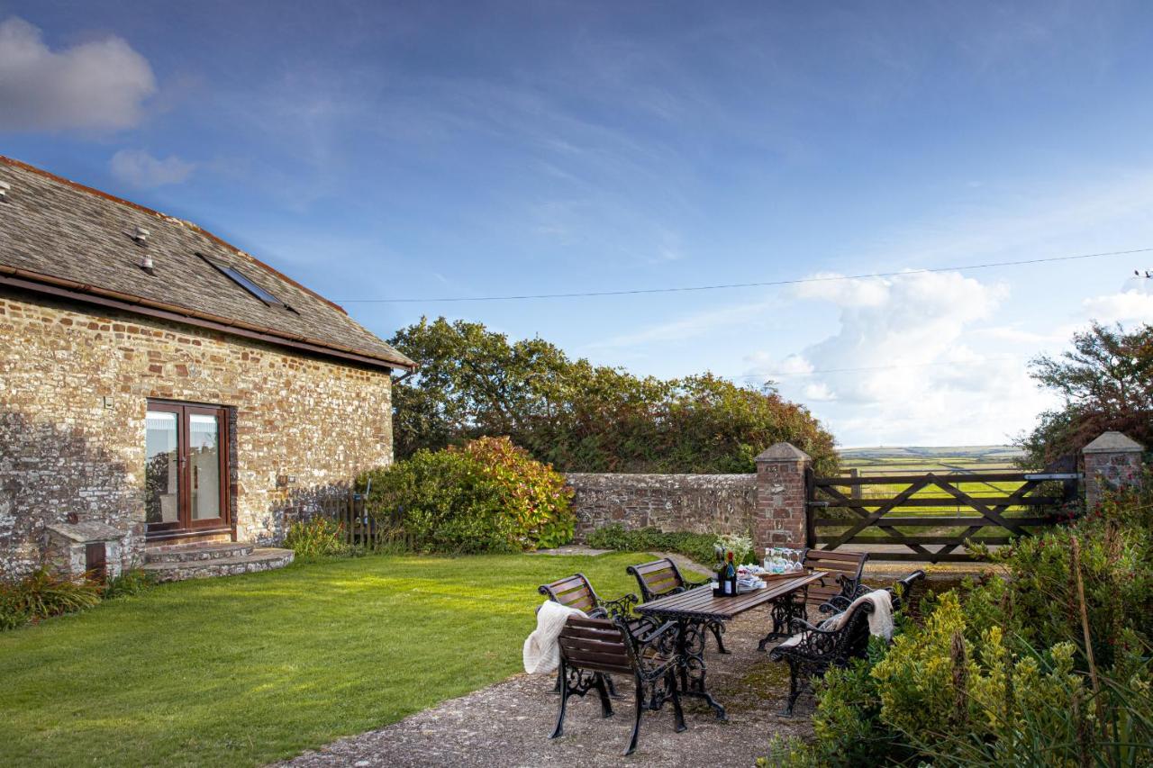 Downe Cottages Hartland Exteriér fotografie